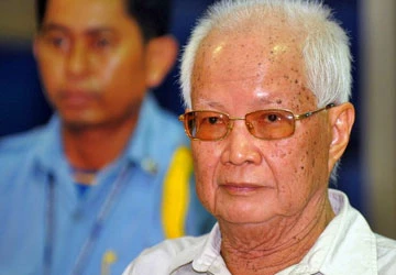 Khieu Samphan bị truy tố tội diệt chủng ảnh 1