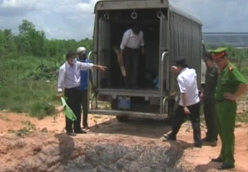 Bắt hai cơ sở chế biến mỡ bẩn ở Biên Hòa ảnh 1