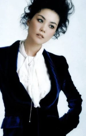 Ca sĩ Vương Phi. Ảnh: Stareastasia. Ca sĩ Vương Phi. Ảnh: Stareastasia.