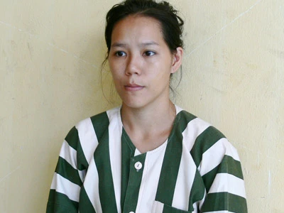 Hoàng Thị Hồng Ân tại cơ quan điều tra: Ảnh: Vũ Mai. Hoàng Thị Hồng Ân tại cơ quan điều tra: Ảnh: Vũ Mai.