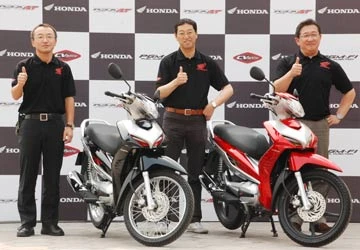 Honda Wave RSX FI AT: Độc đáo công nghệ tự động hóa ảnh 1