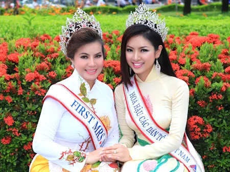 Bộ Công an được đề nghị vào cuộc vụ lùm xùm quanh Hoa hậu Dân tộc ảnh 1 Bộ Công an được đề nghị vào cuộc vụ lùm xùm quanh Hoa hậu Dân tộc ảnh 1