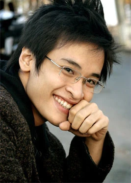 Hà Anh Tuấn được trở thành hình ảnh nhạc sĩ Phạm Duy thời trẻ nhờ đẹp trai.