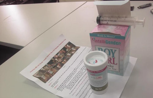 Thanh tra sở vi hành, bắt quả tang bác sĩ bán que thử giới tính ảnh 1