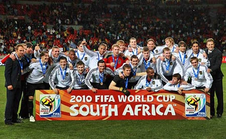 Ballack vắng mặt trong thành phần đội tuyển Đức ảnh 2