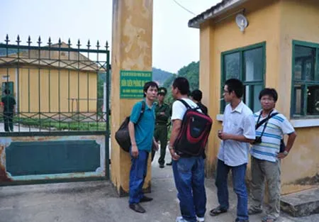 Trực tiếp: Đã bắt được sát thủ máu lạnh Lê Văn Luyện ảnh 5 Trực tiếp: Đã bắt được sát thủ máu lạnh Lê Văn Luyện ảnh 5