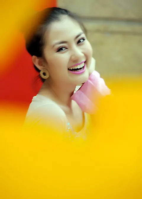 Kiều nữ Ngọc Lan cười ảnh 8