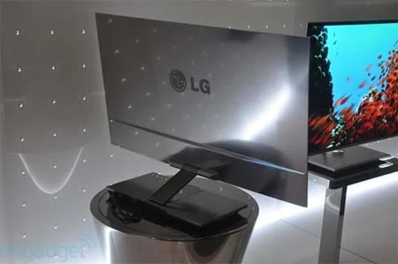 Ngắm TV 3D OLED mỏng nhất thế giới ảnh 4