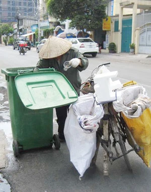 Chuyện đời ở xóm ve chai ảnh 2