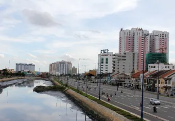 Giới đầu tư mắc kẹt với nhà đất ảnh 1