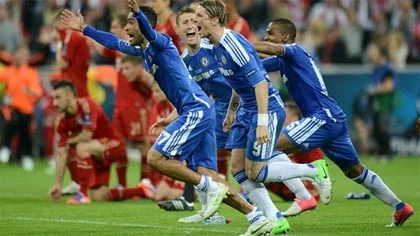 Cư dân mạng nổi tiếng phản ứng về trận chung kết ảnh 2 Cư dân mạng nổi tiếng phản ứng về trận chung kết ảnh 2