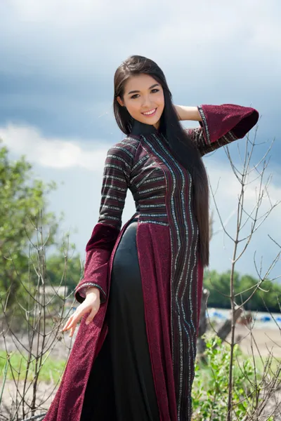 Thí sinh nổi bật ở “Hoa hậu các dân tộc Việt Nam 2013’ ảnh 3 Thí sinh nổi bật ở “Hoa hậu các dân tộc Việt Nam 2013’ ảnh 3