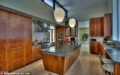 Đột nhập căn biệt thự hơn 100 tỉ VNĐ của Cheryl Cole ảnh 7