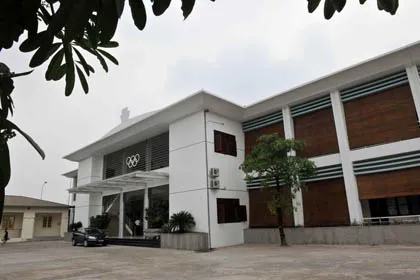 Chùm ảnh: Khu thể thao Mỹ Đình bị chia nhỏ để cho thuê ảnh 3