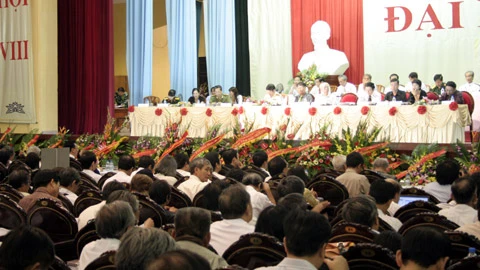 ĐH Hội nhà văn: Lần đầu tiên bầu đủ 15 uỷ viên BCH sau 20 năm ảnh 3