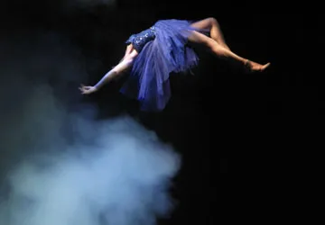 Nhà ảo thuật Erix Logan: Ý nghĩa cuộc sống qua ảo thuật ảnh 1