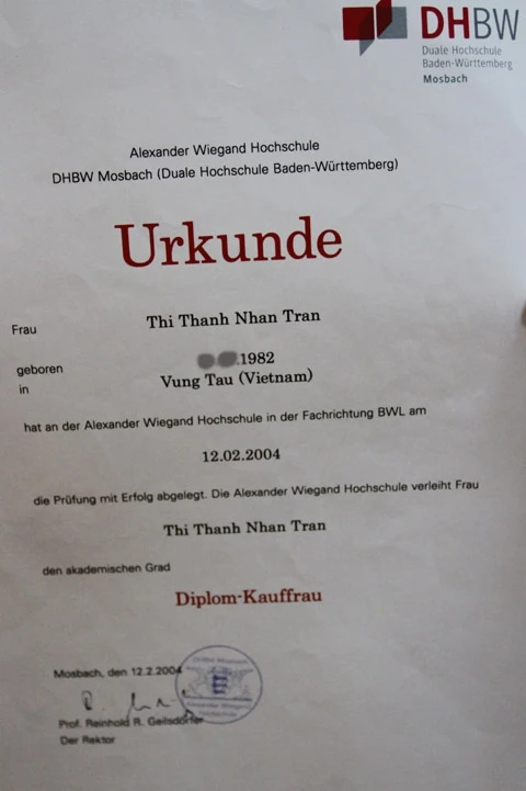 Lần đầu tiên công bố bằng Đại học tại Đức của Lý Nhã Kỳ ảnh 3