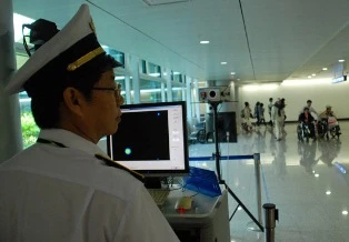 Đổ hàng ngàn tỉ mua thiết bị chống dịch rồi bỏ "đắp chiếu" ảnh 1