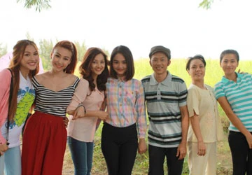 Hài nhảm lại áp đảo mùa tết ảnh 1