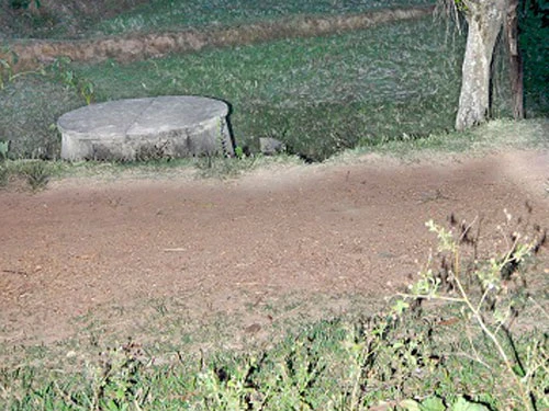 Dùng đục đâm chết hàng xóm ảnh 1