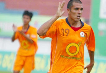 Tiền vệ Molina Gaston đột tử ảnh 1