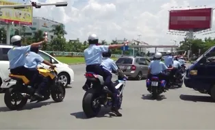 Xử lý vụ vệ sĩ hộ tống Nick Vujicic vung gậy dẹp đường ảnh 1