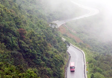 Không cấp phép mới, ngưng ký hợp đồng ảnh 1