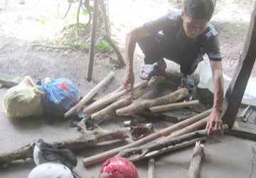 Văn Giang (Hưng Yên): Khởi tố vụ ba người dân bị hành hung ảnh 1 Văn Giang (Hưng Yên): Khởi tố vụ ba người dân bị hành hung ảnh 1