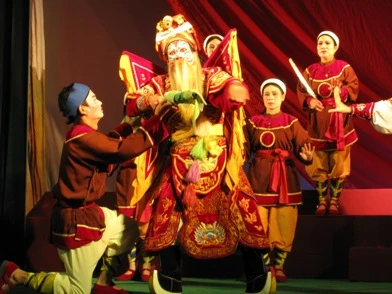 Xuân Hợi trong vai Phàn Định Công.