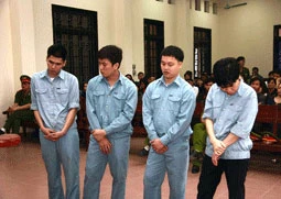 Xét xử vụ án dùng súng sát hại Long “tuýp” ảnh 1