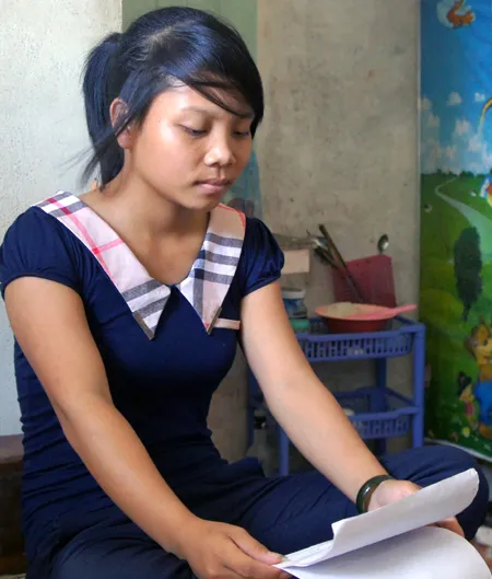 Nữ sinh Đan Lai dựng lều nuôi chữ lỡ giấc mơ thành bác sĩ ảnh 2 Nữ sinh Đan Lai dựng lều nuôi chữ lỡ giấc mơ thành bác sĩ ảnh 2