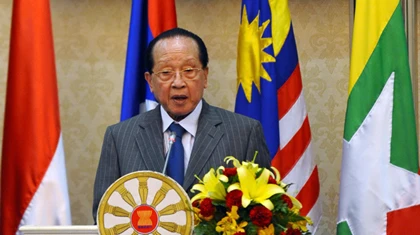 Trung Quốc đổ hàng tỉ USD vào Campuchia ảnh 1