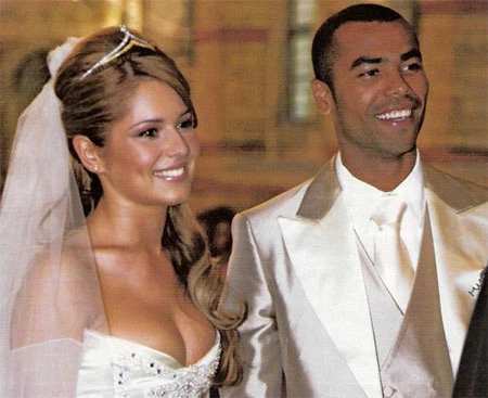 Ashley Cole và vợ chính thức “đường ai nấy đi” ảnh 2