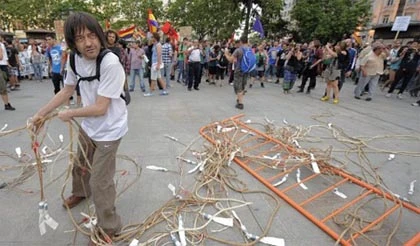 Biểu tình nổ ra khắp Tây Ban Nha ảnh 6 Biểu tình nổ ra khắp Tây Ban Nha ảnh 6