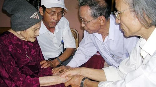 Mẹ Thứ đã qua đời ảnh 2