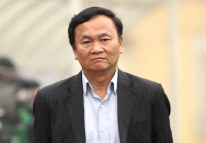 Tổng giám đốc SLNA Nguyễn Hồng Thanh: “Hết hy vọng giữ chân các trụ cột” ảnh 1