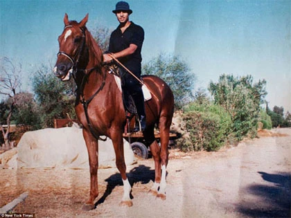 Những hình ảnh nhà Gaddafi ít ai biết ảnh 4