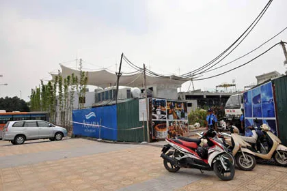 Chùm ảnh: Khu thể thao Mỹ Đình bị chia nhỏ để cho thuê ảnh 8