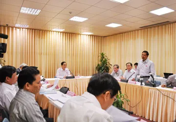 Áp dụng thuế TNCN có lợi cho dân ảnh 1 Áp dụng thuế TNCN có lợi cho dân ảnh 1