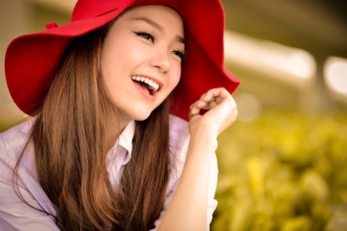 Minh Hằng ngồi “ghế nóng” Bước nhảy hoàn vũ ảnh 1