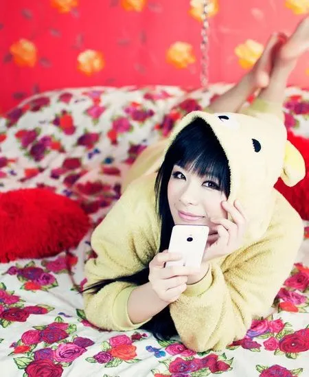 Meizu MX “câu khách” bằng chân dài ảnh 4 Meizu MX “câu khách” bằng chân dài ảnh 4