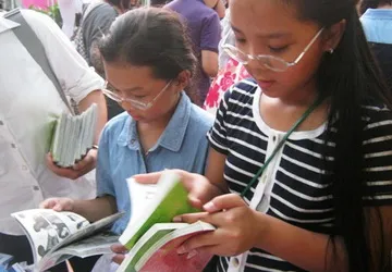 Làm thế nào khi bố mẹ khan hiếm thời gian cho trẻ? ảnh 1