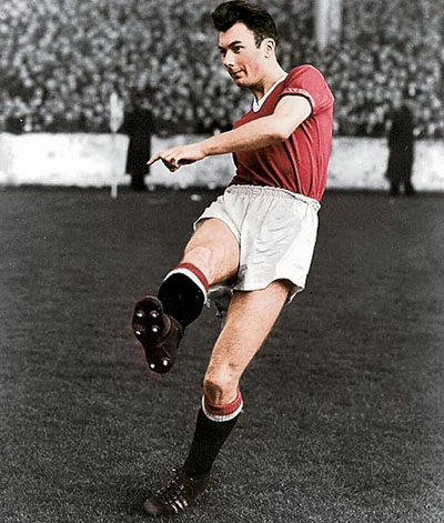 Cựu cầu thủ M.U sống sót trong thảm họa Munich qua đời ảnh 2