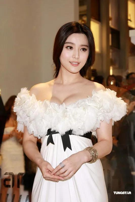 Băng Băng đi kiện vì tin đồn chơi xỏ Chương Tử Di ảnh 1 Băng Băng đi kiện vì tin đồn chơi xỏ Chương Tử Di ảnh 1