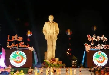 Khai mạc Lễ hội làng Sen toàn quốc năm 2010 ảnh 1