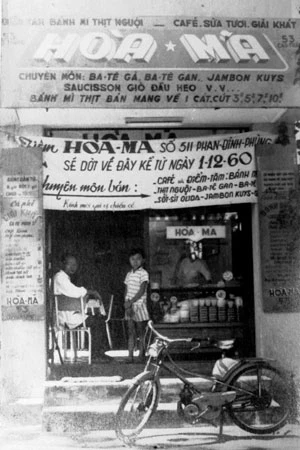 Tiệm bánh mì Hoà Mã năm 1960.
