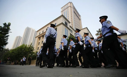 Báo chí Trung Quốc tường thuật trực tiếp vụ xử Bạc Hi Lai ảnh 3 Báo chí Trung Quốc tường thuật trực tiếp vụ xử Bạc Hi Lai ảnh 3