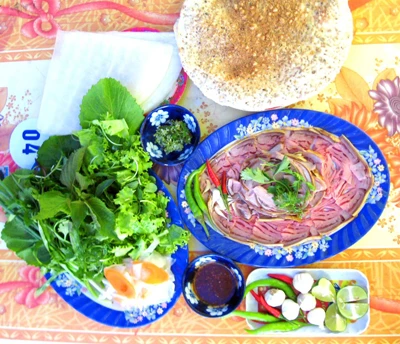 Bê thui Cầu Mống.