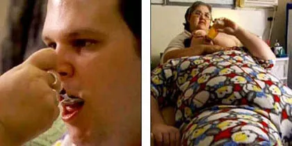 Chàng trai 31 tuổi vẫn đóng bỉm, bú bình, ngậm ti ảnh 6 Chàng trai 31 tuổi vẫn đóng bỉm, bú bình, ngậm ti ảnh 6