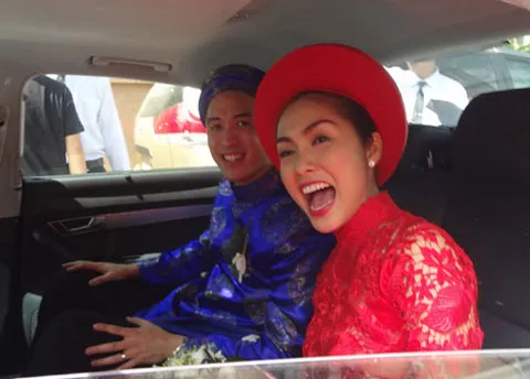 Tăng Thanh Hà cười hết cỡ trong lễ rước dâu ảnh 1